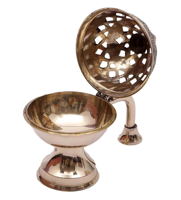Buy Puja Essentials - Golden Brass Lobaan Dhoop Daan With Handle For Puja Essentials by Amaya Decors on IKIRU online store