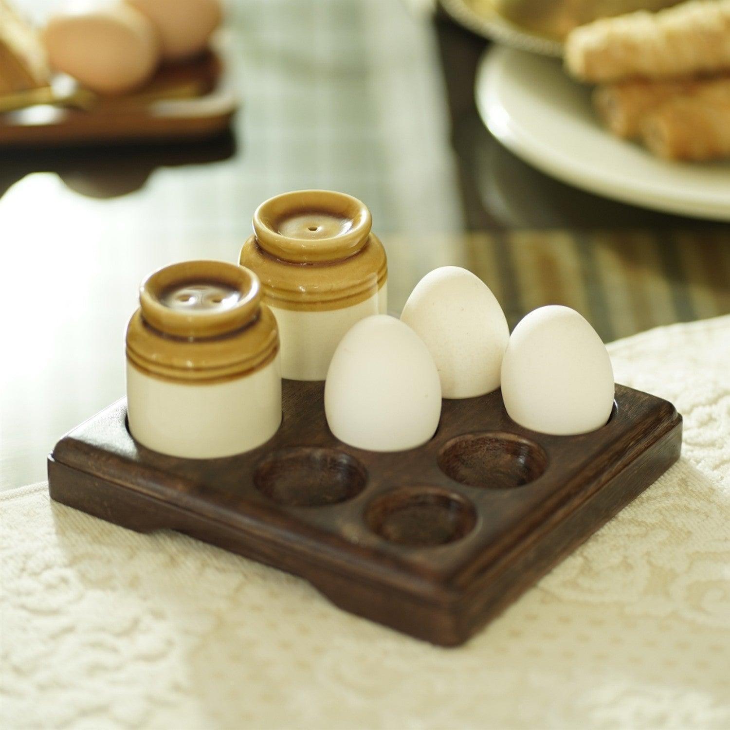 Irani Brown Egg Tray With Salt Pepper Shakers For Kitchen