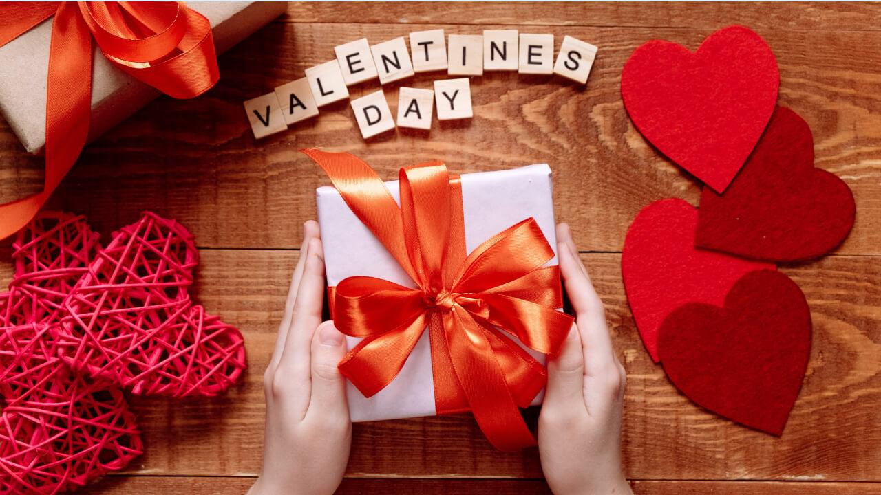 best Valentines gift ideas for him & her