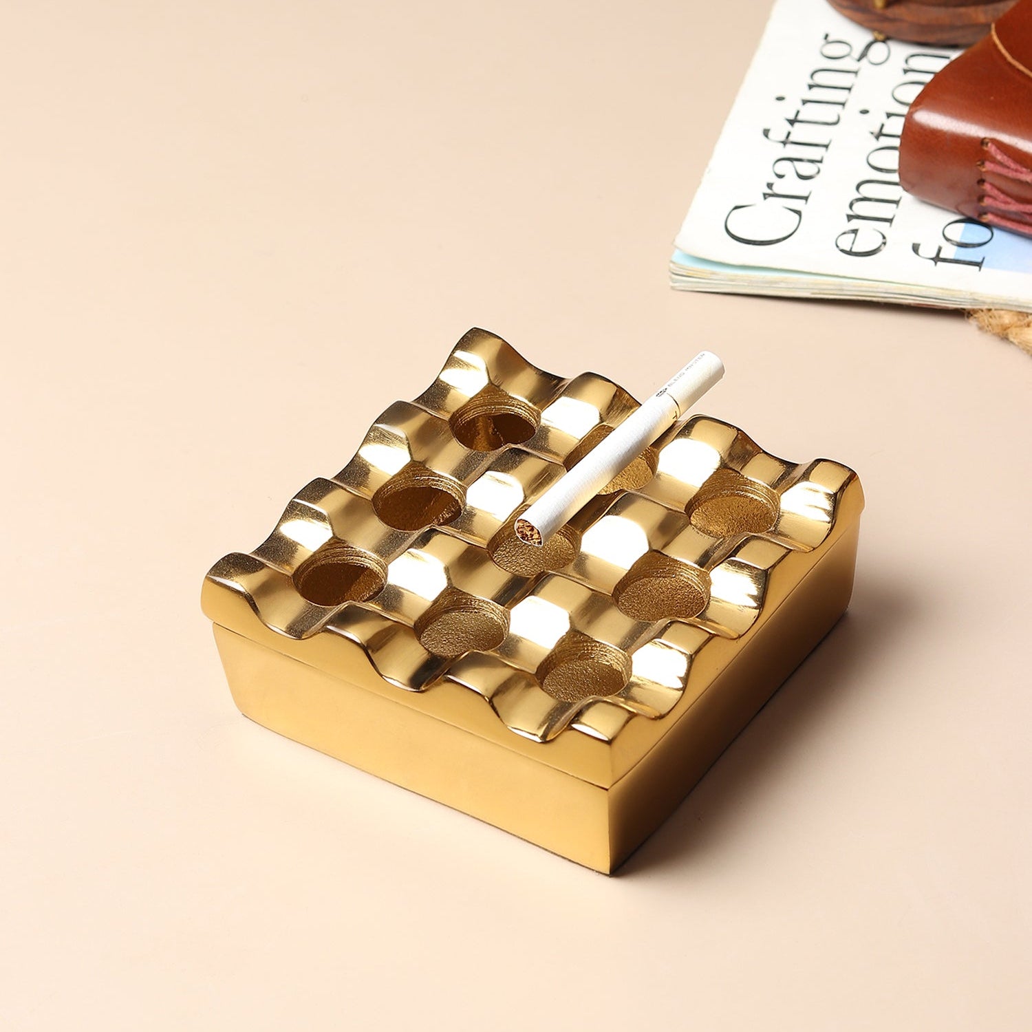 Alaric’s Gold Ashtray – Luxury Aluminium Ashtray in Gold Finish for Modern Home & Table Décor