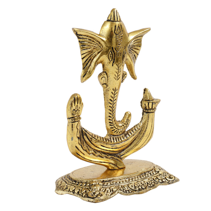 Ganesh Idol with Elegant Red Velvet Packaging