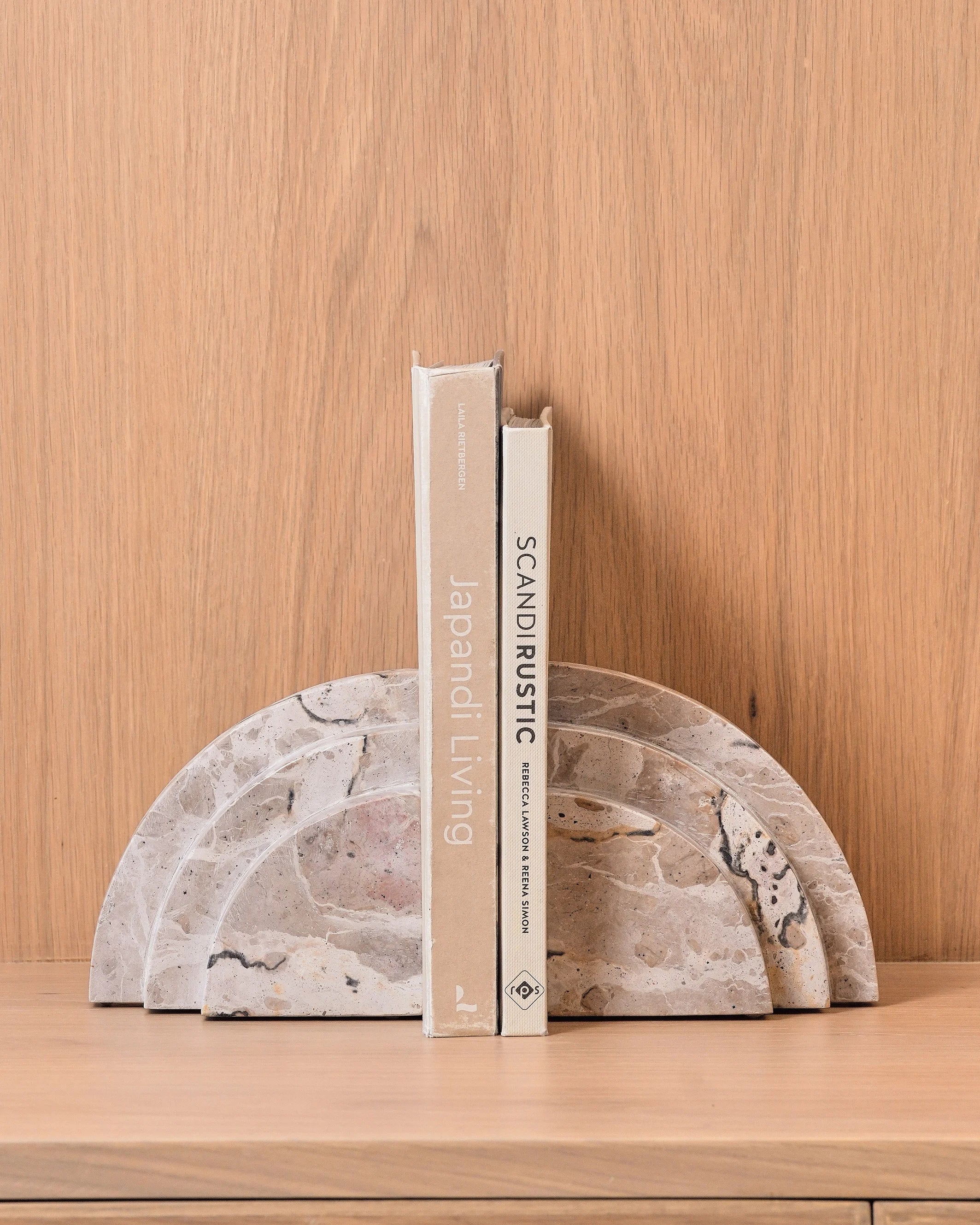 Arcway Bookend