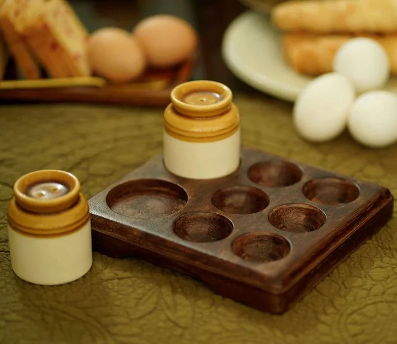 Irani Brown Egg Tray With Salt & Pepper Shakers For Kitchen Utilities
