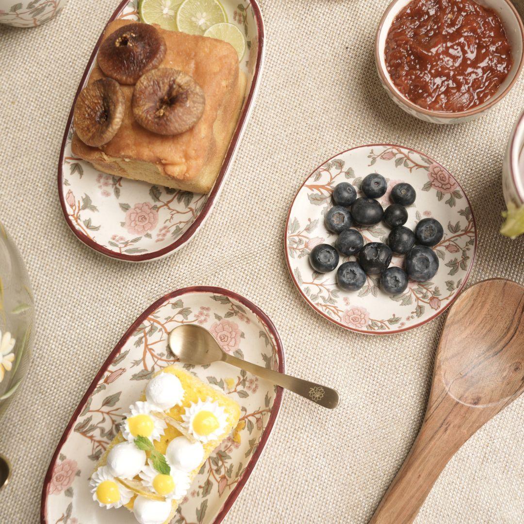 Handcrafted Stoneware Oval Serving Tray – Vintage Floral Ceramic Platter for Snacks, Desserts & Appetisers