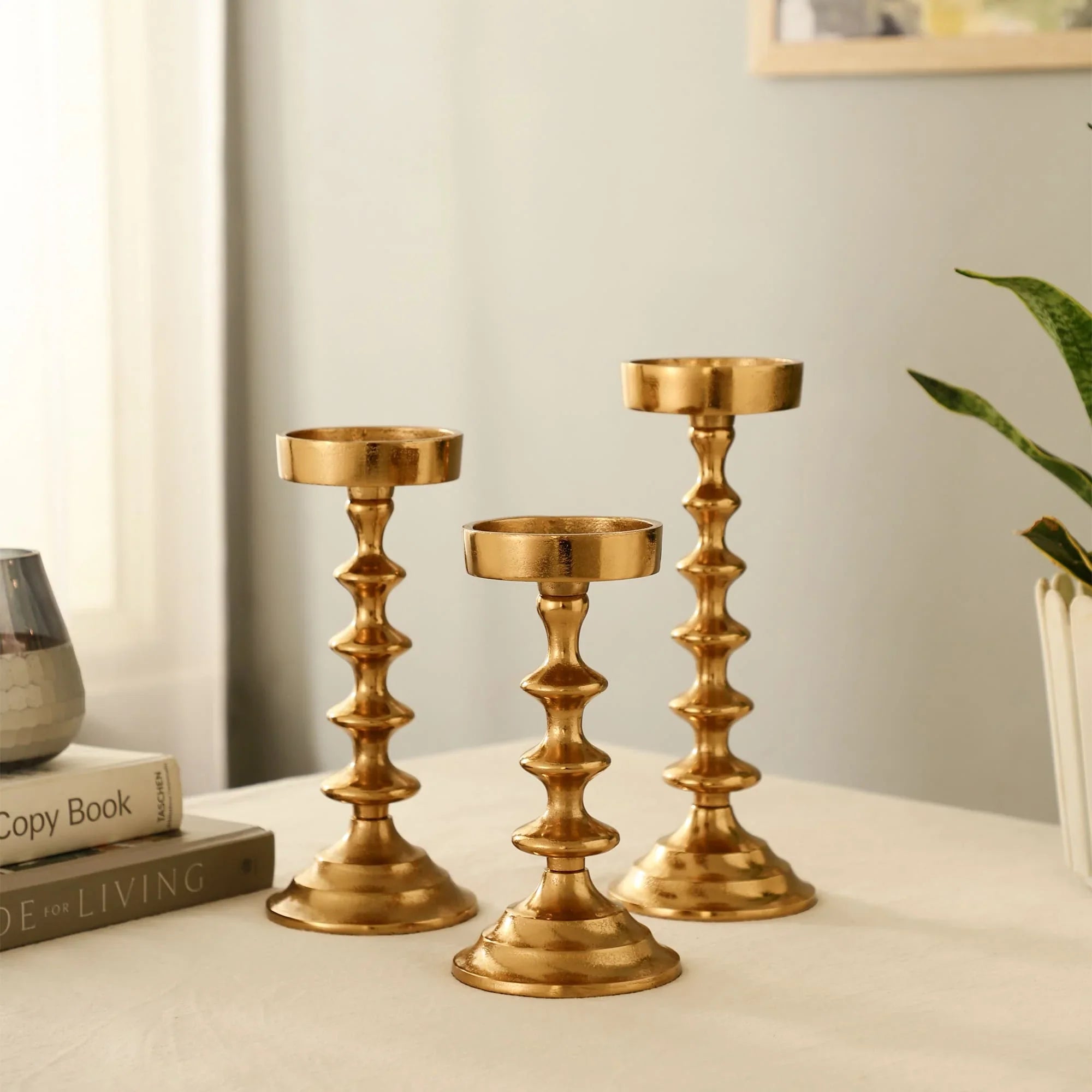 Ebon Whisper Candle holders set of 3 In