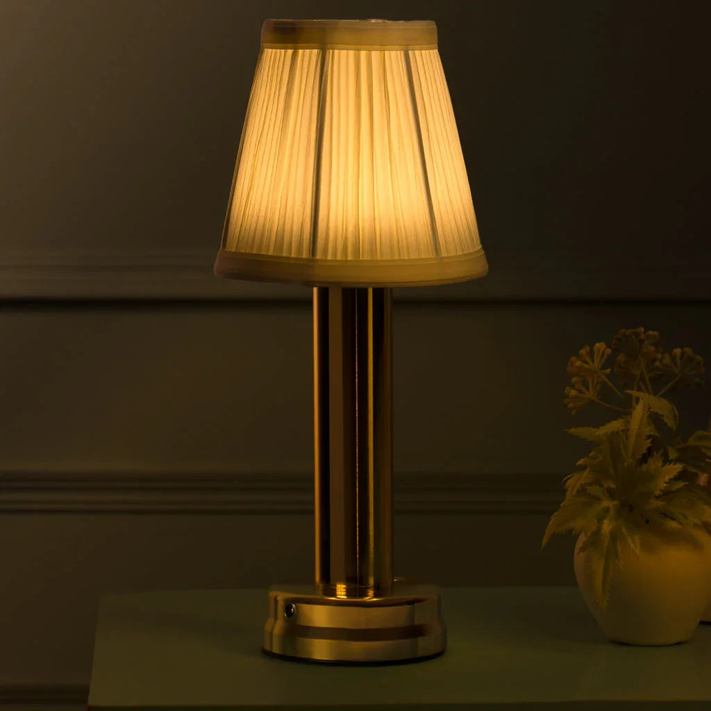 Illume | Table lamp