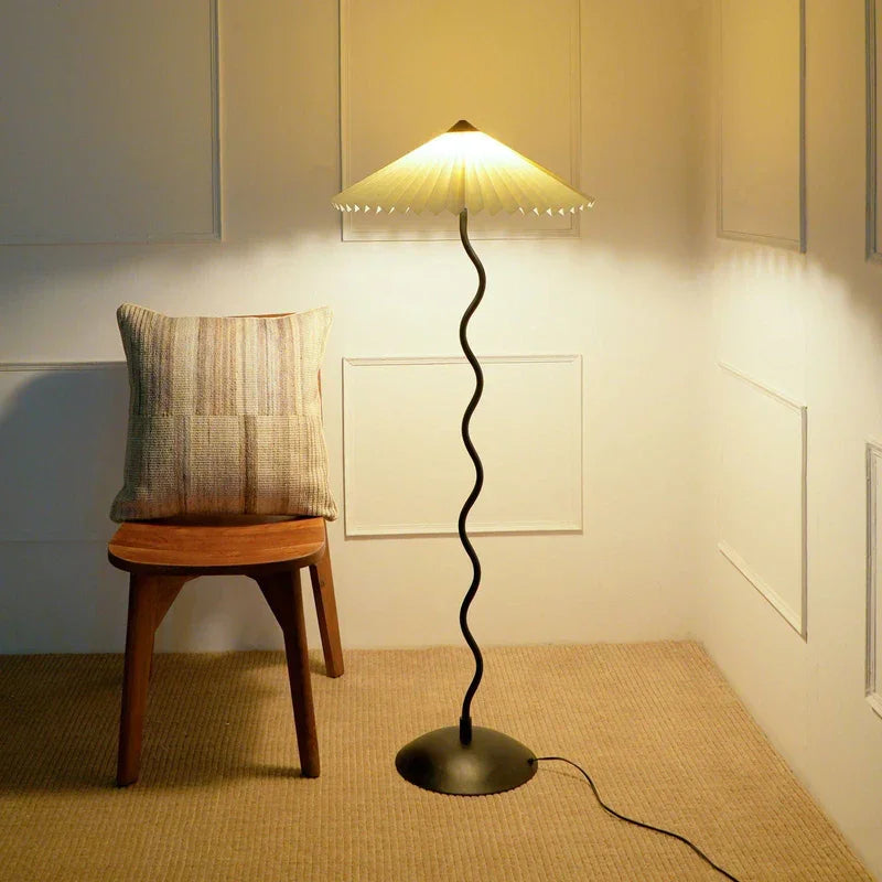 Serpentine Floor Lamp | Standing Lampshade for Bedroom