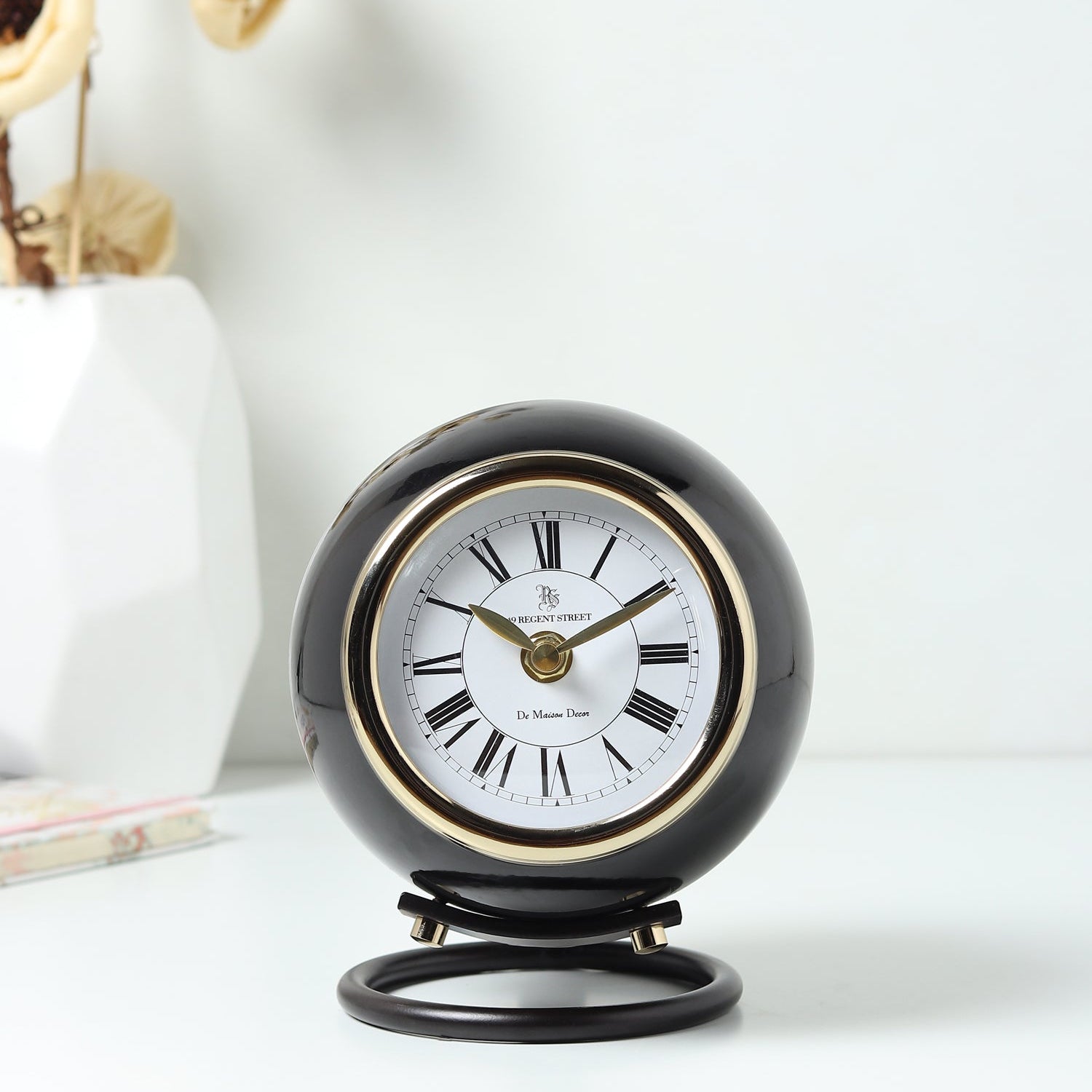 Globeon Clock
