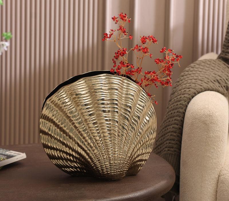 Shells Vase | Gold Finished and Black Powder Coated
