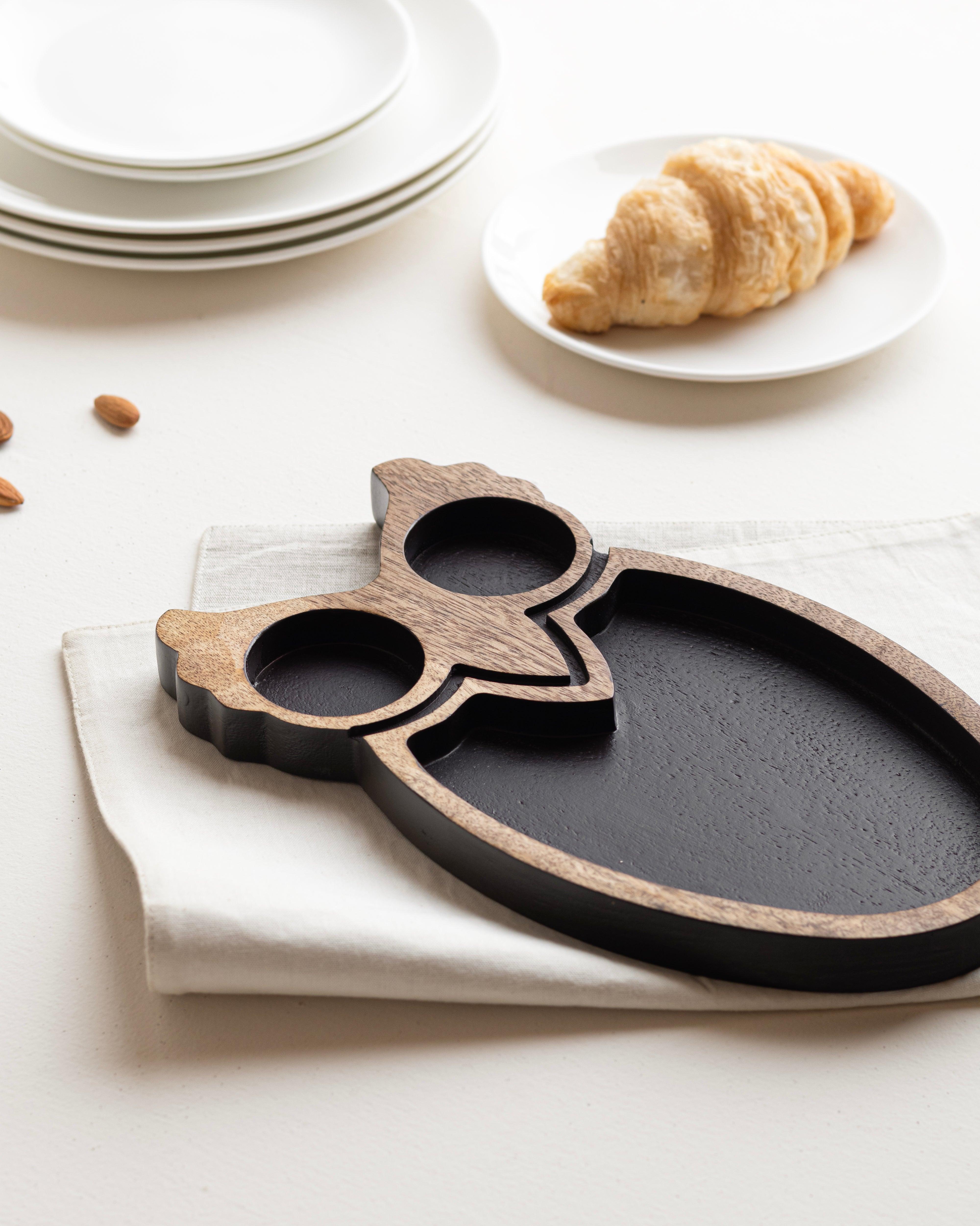Mango Wood Owl Chip and Dip Platter