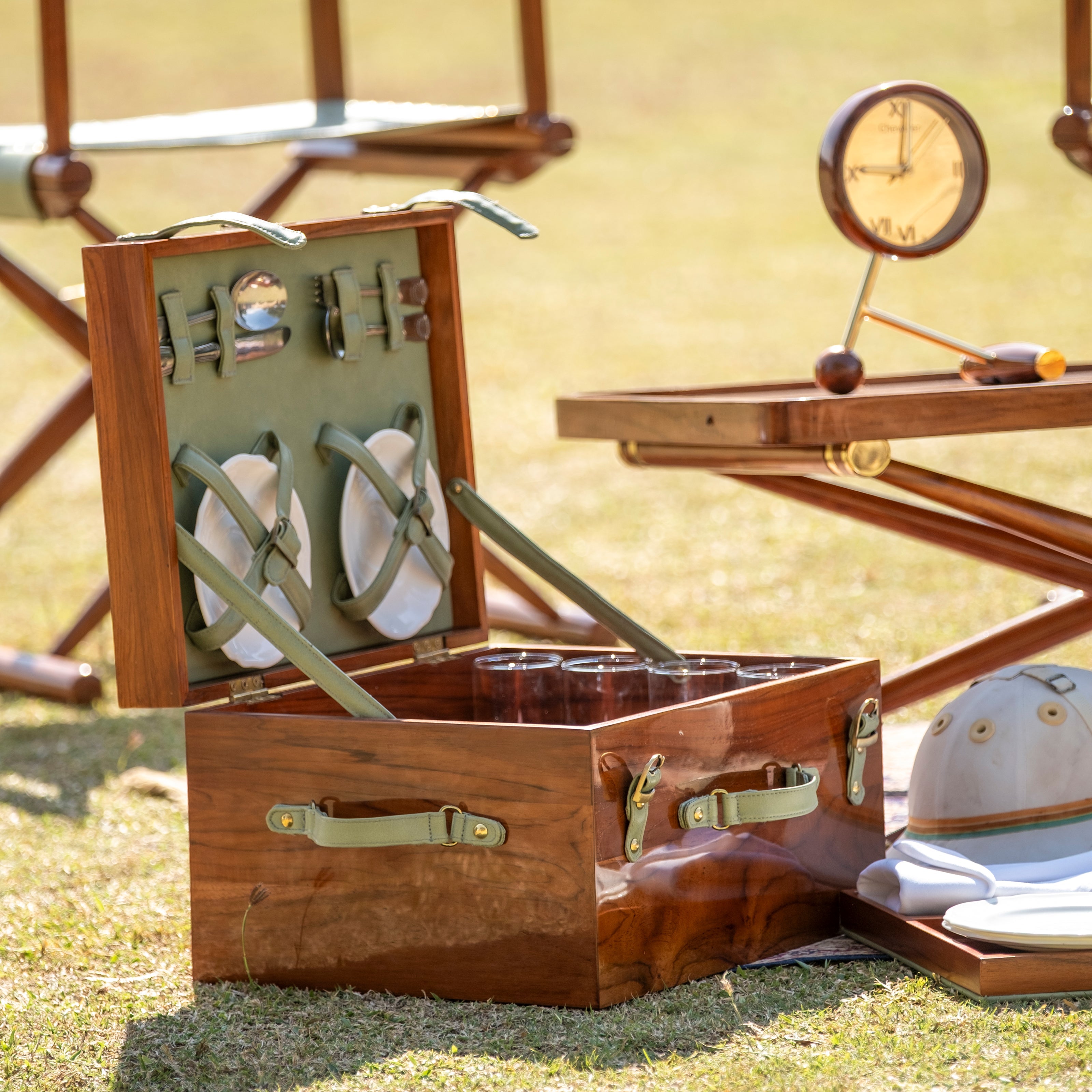 Chevalier Picnic Box