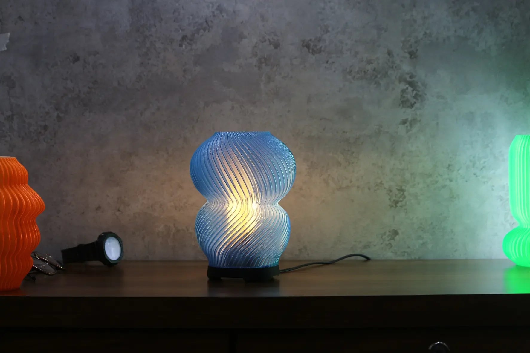 Lucent Shell Table Lamp