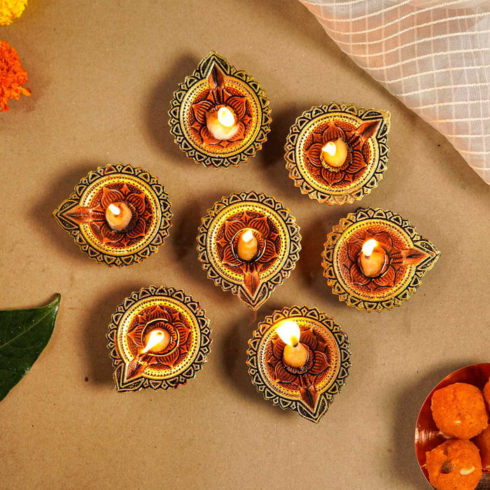 New Curve Diya Set of 10