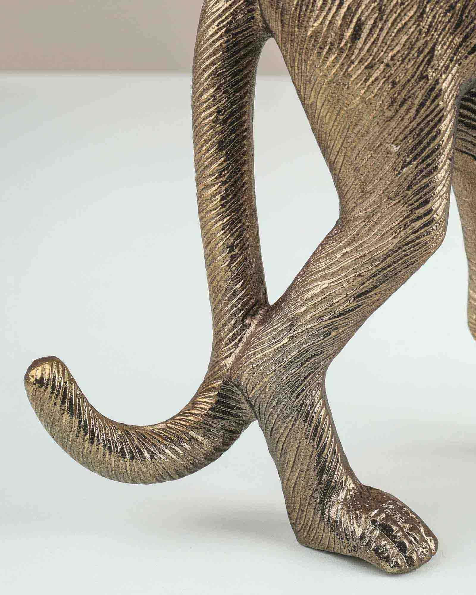 Mono Ant. Table Decor