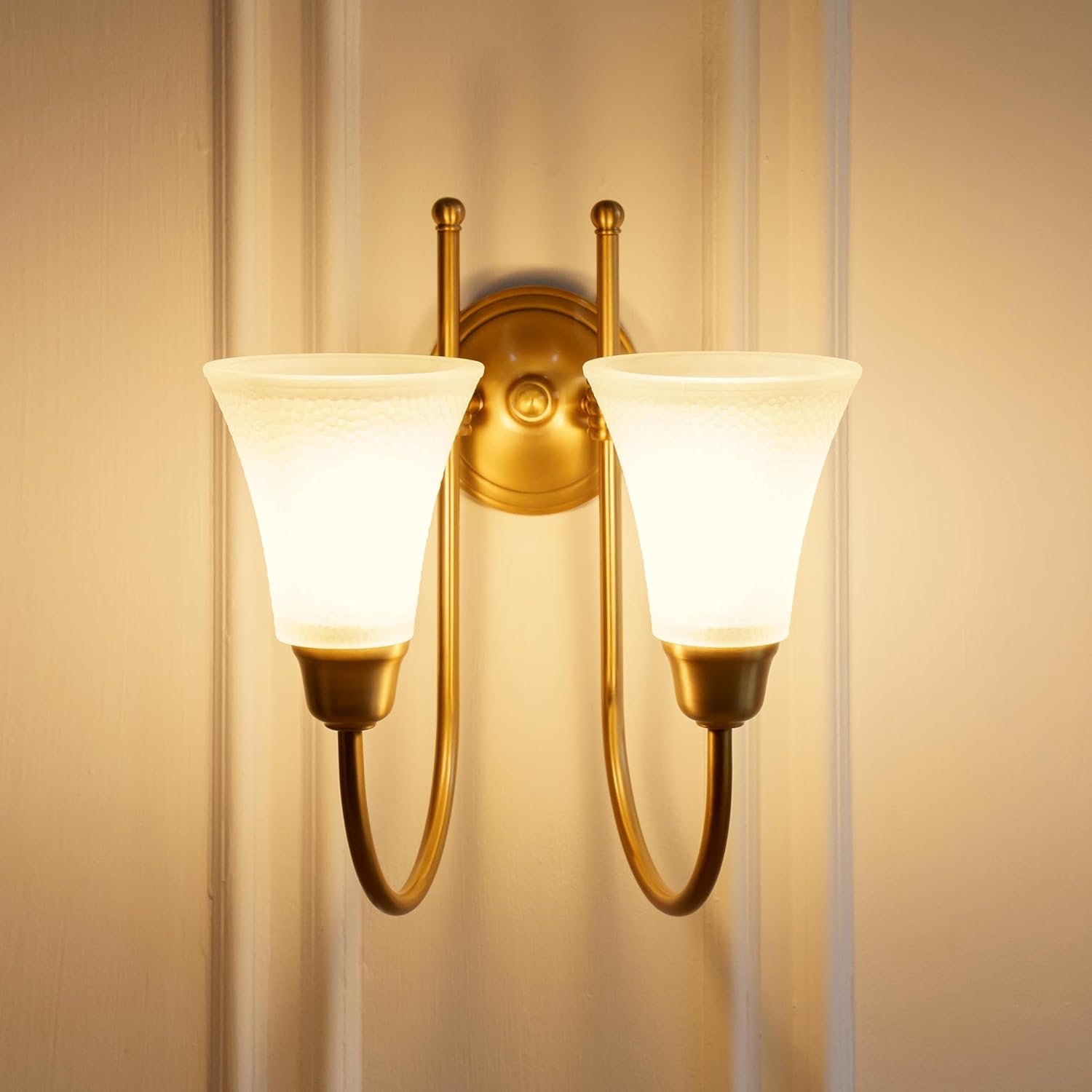 Double Hockey Wall Lamp Antique Brass Finish with Hammered Frosted Glass Shade for Living Room, Bedroom and Home Decoration