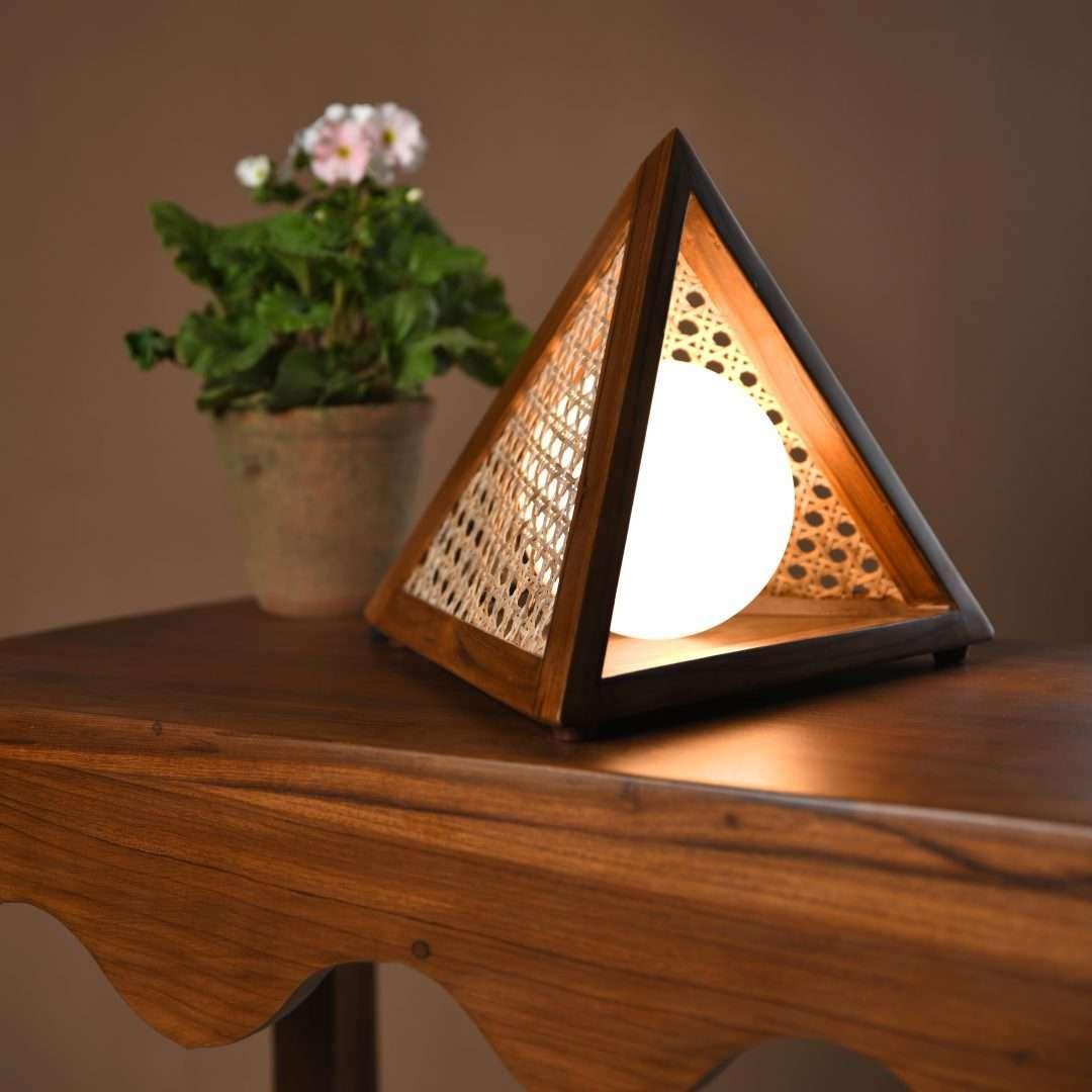 Japandi Lamp