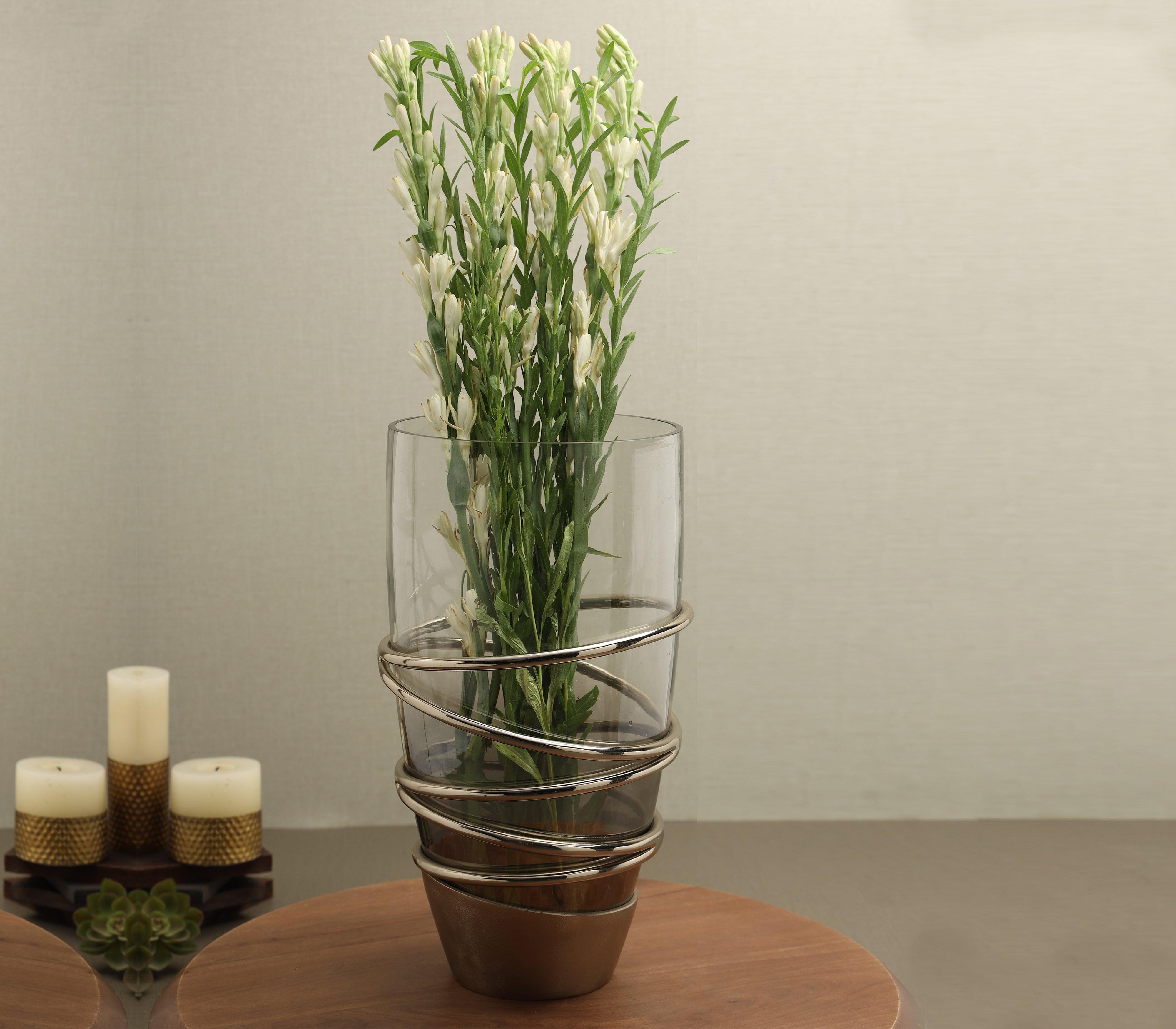 Resplendent Vase | Gold Finished