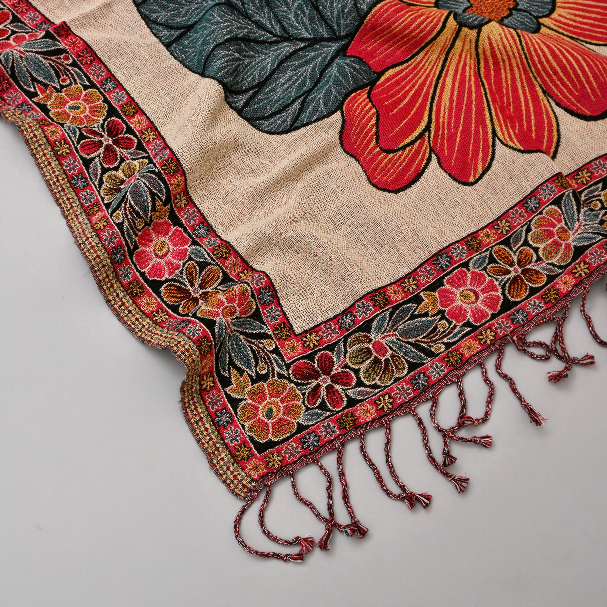 The Scarlet Garden Throw