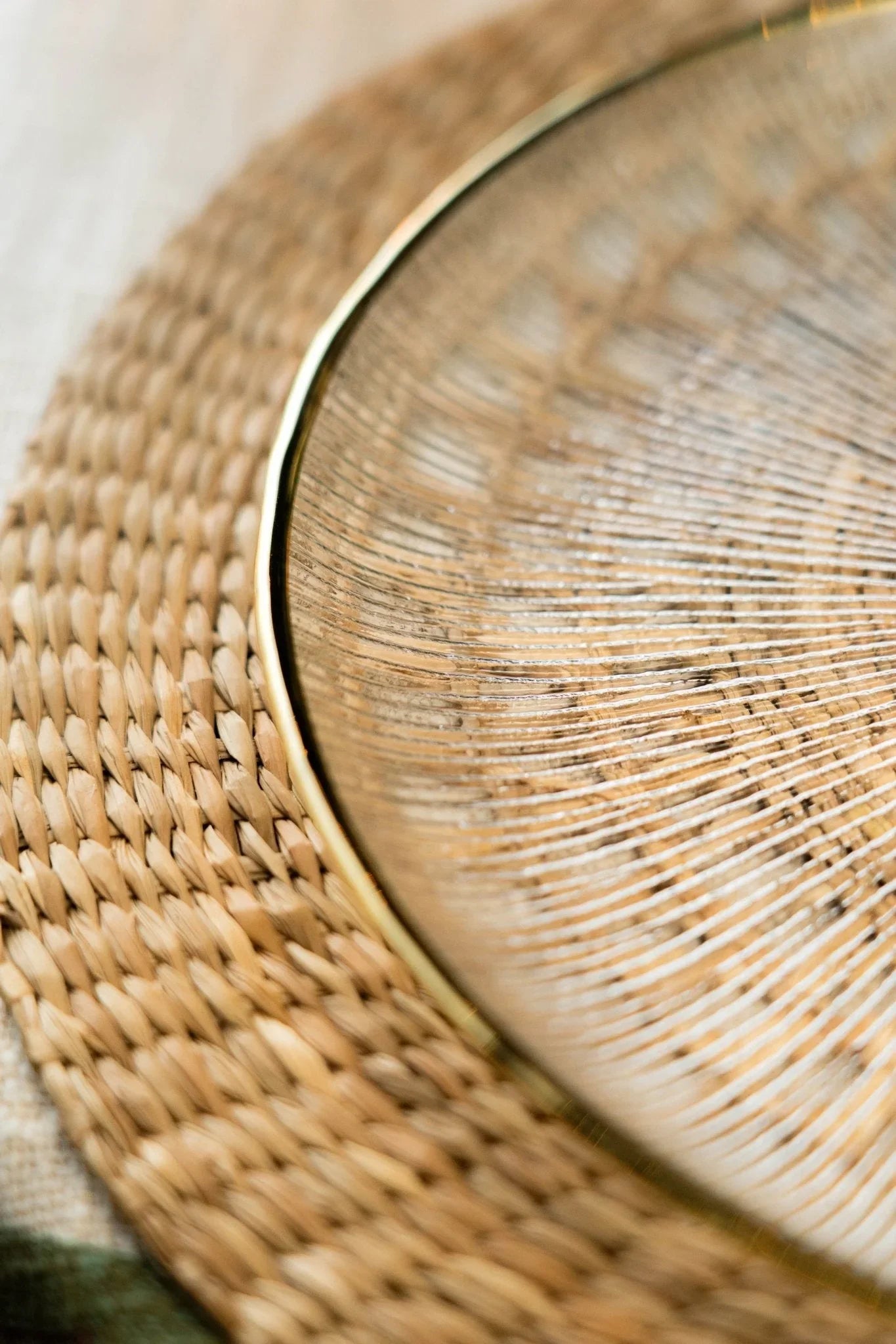 Genda Saaj Dinner Plate With Golden Rim