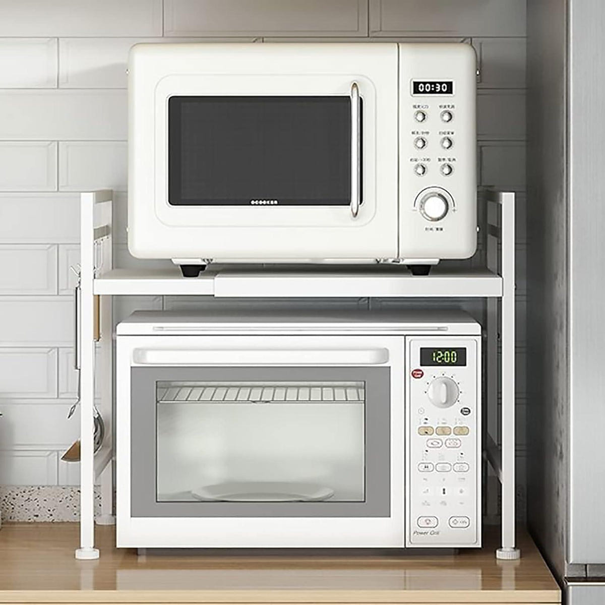 Expandable Microwave Stand