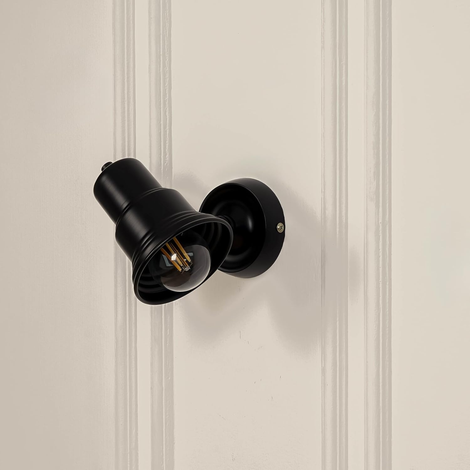 Black Polished Finish Focus Wall Lamp with Double Movement