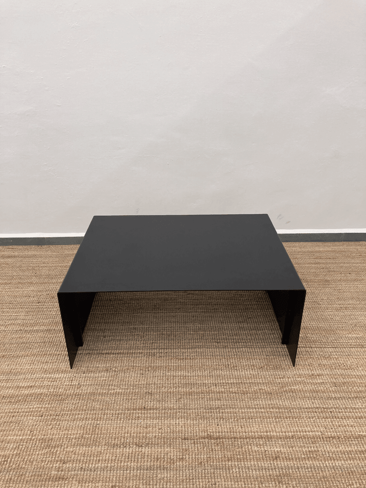 Lijo Coffee Table | Metal