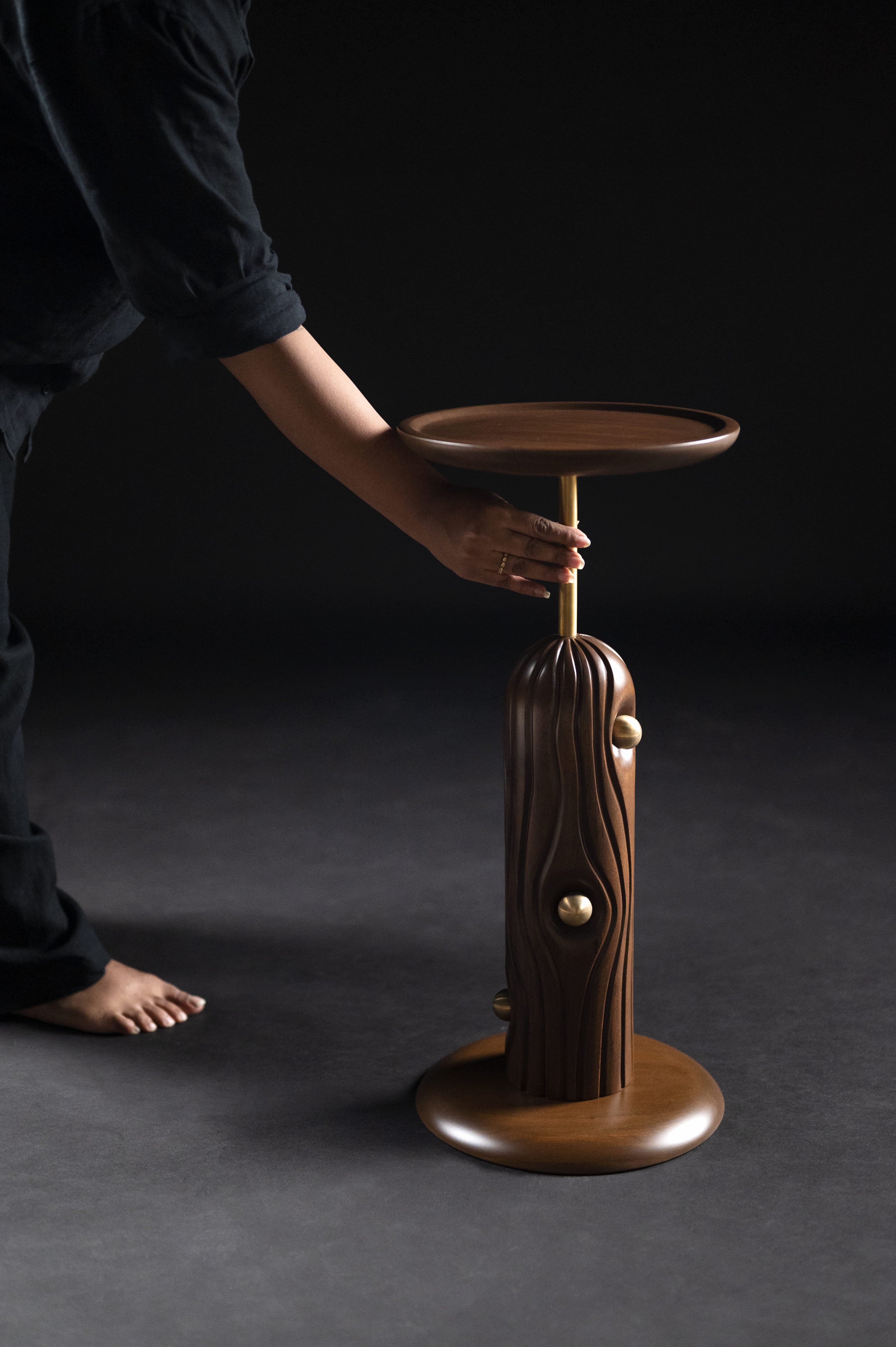 Linea Cocktail Table