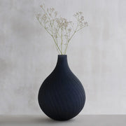Dhara Vase – Elegant Decorative Vase