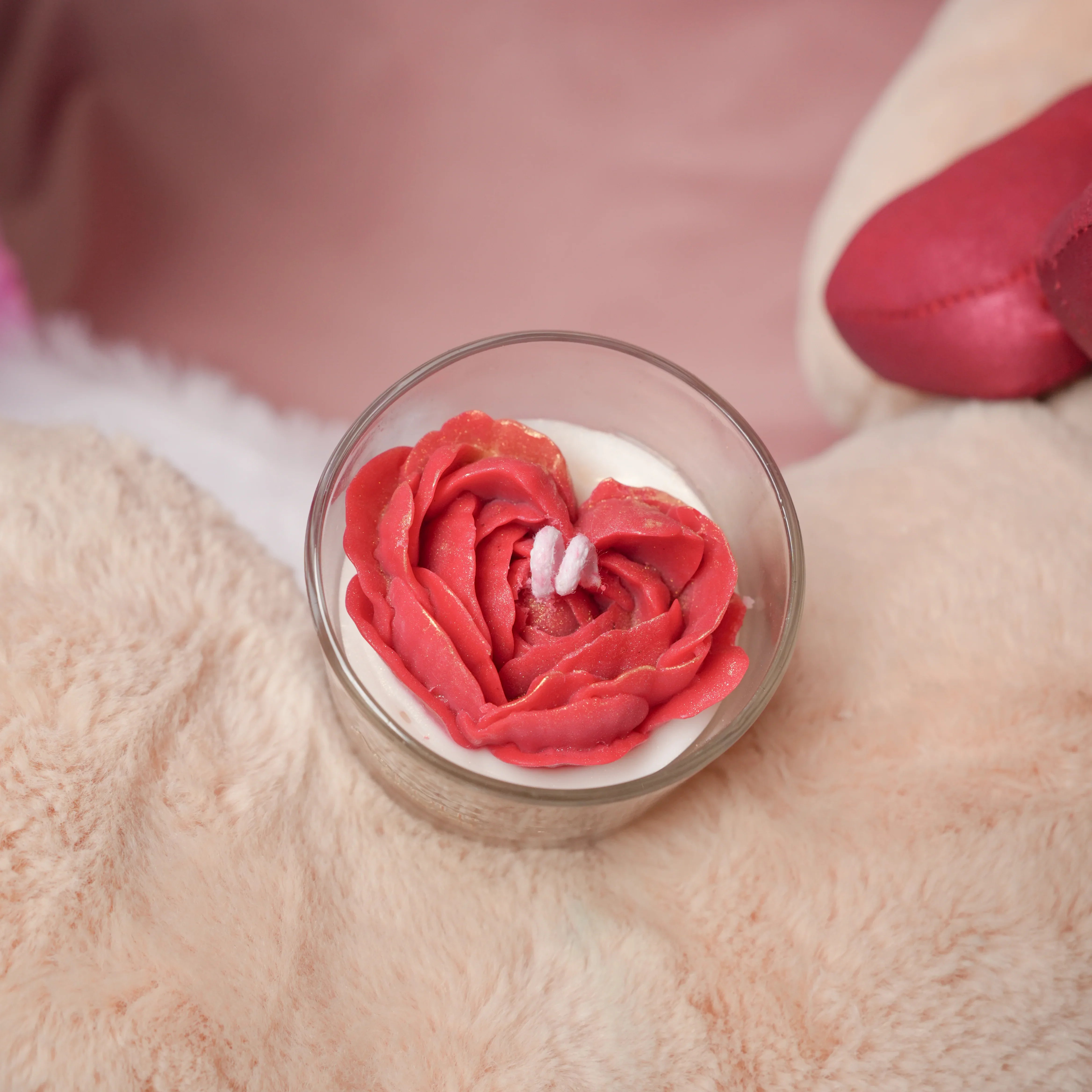 Ruby heart candle
