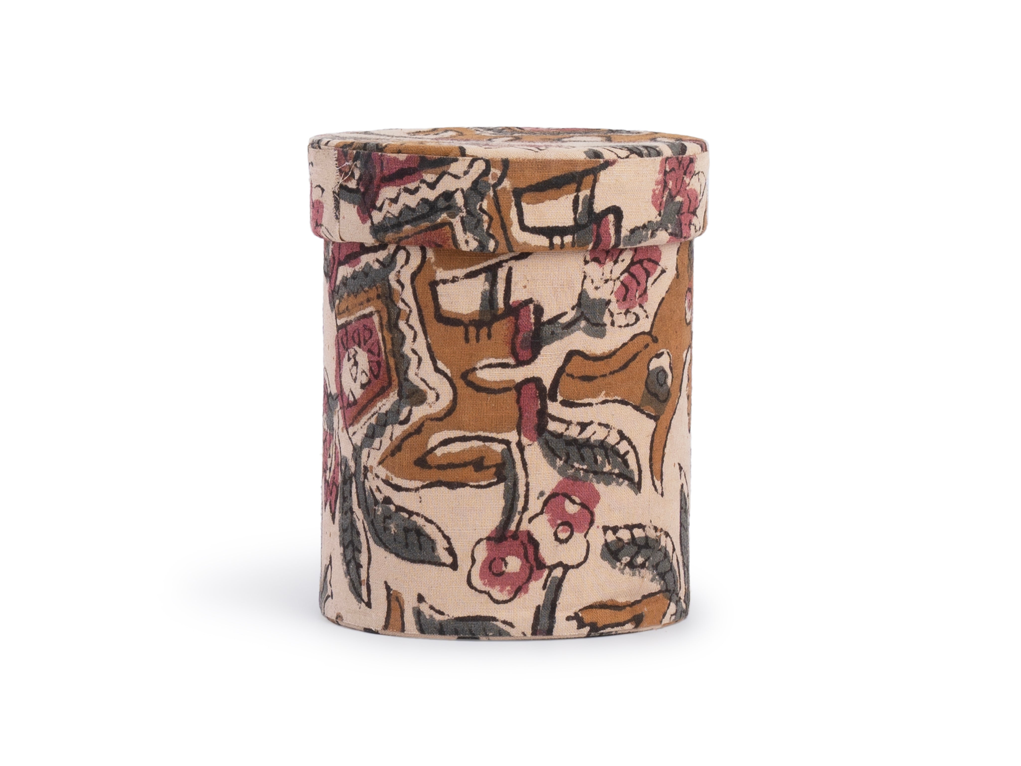 Cloth Hardboard Penstand