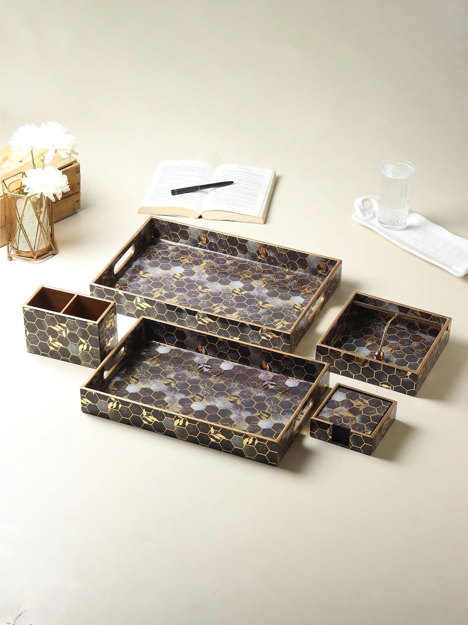 Gilded Hive Gift Set