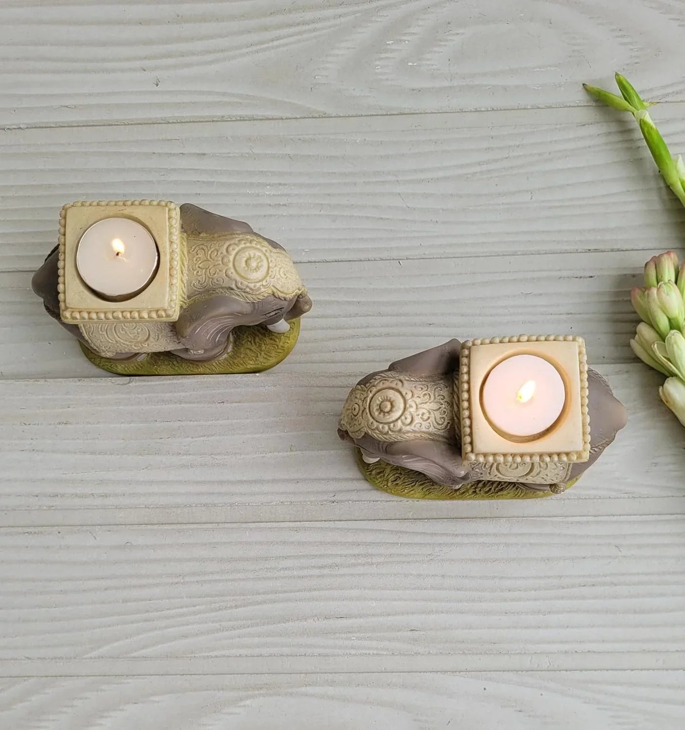 Crafted Elephant Tealight Holder (Set Of 2)