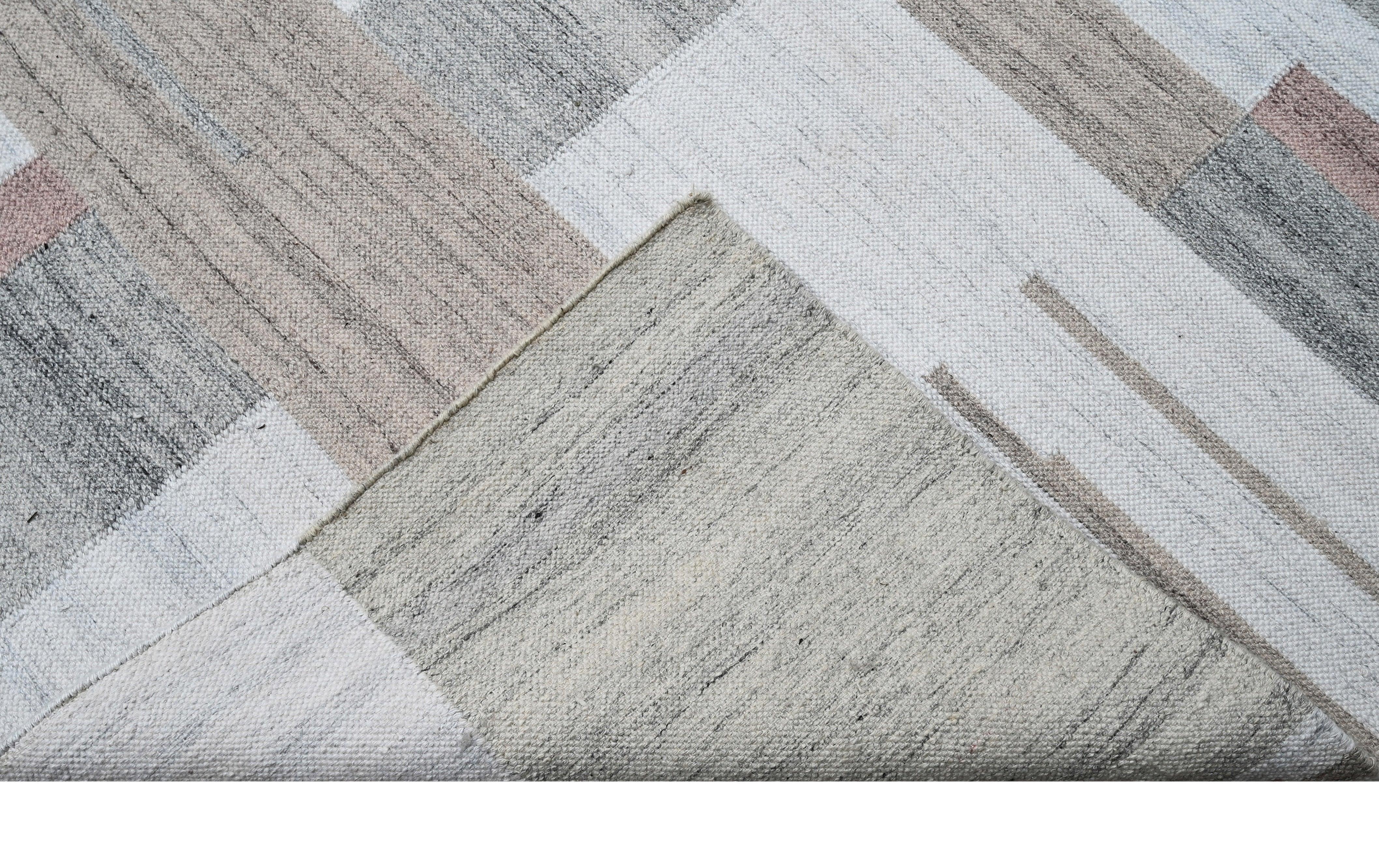 85eBXYrFLWEajyuPokXBYUn5Hw4vl8-qZZEIfxYKhSY - IKIRU