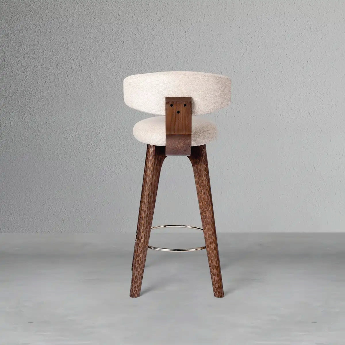 Halo Chiseled High Chair