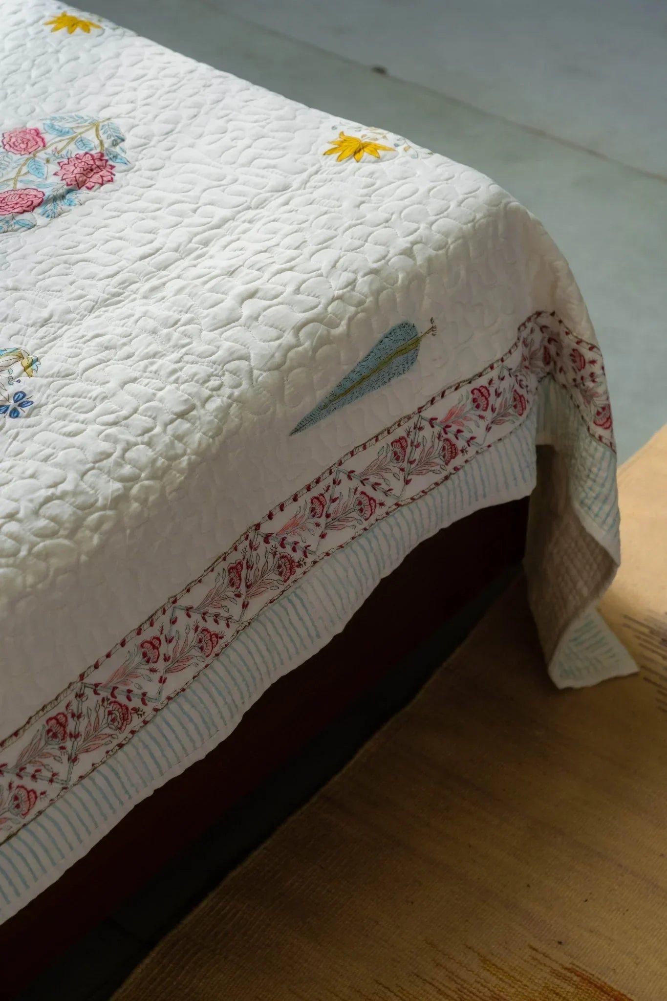 Champa Saanjh Quilted Bed Cover