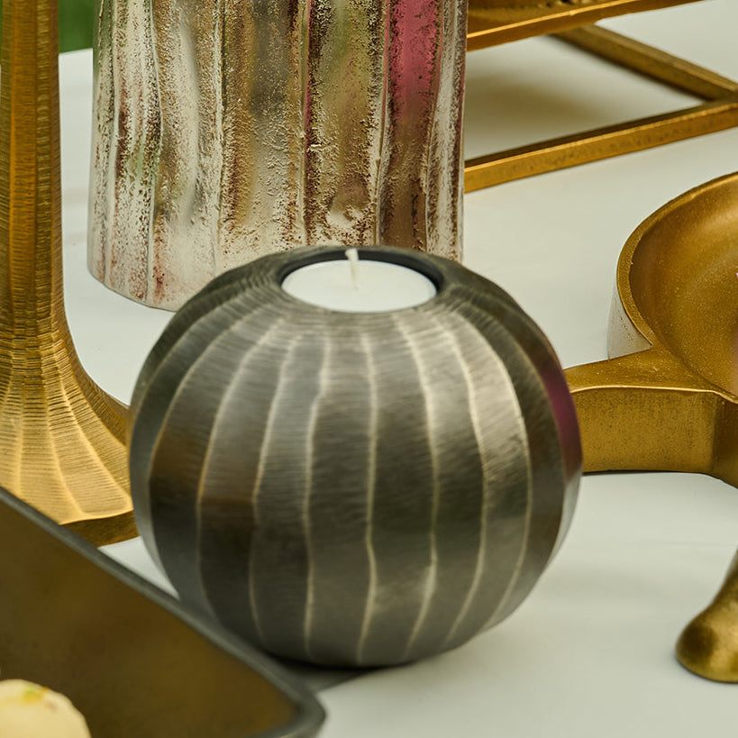 Stumah Tea Light Holder