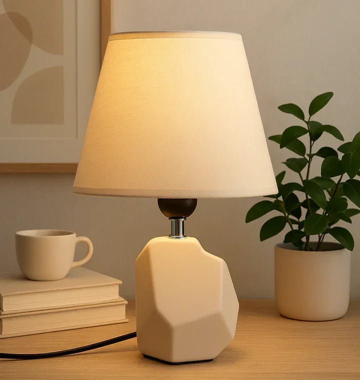 Modern Geometric Ceramic Table Lamp – Beige Finish With Shade
