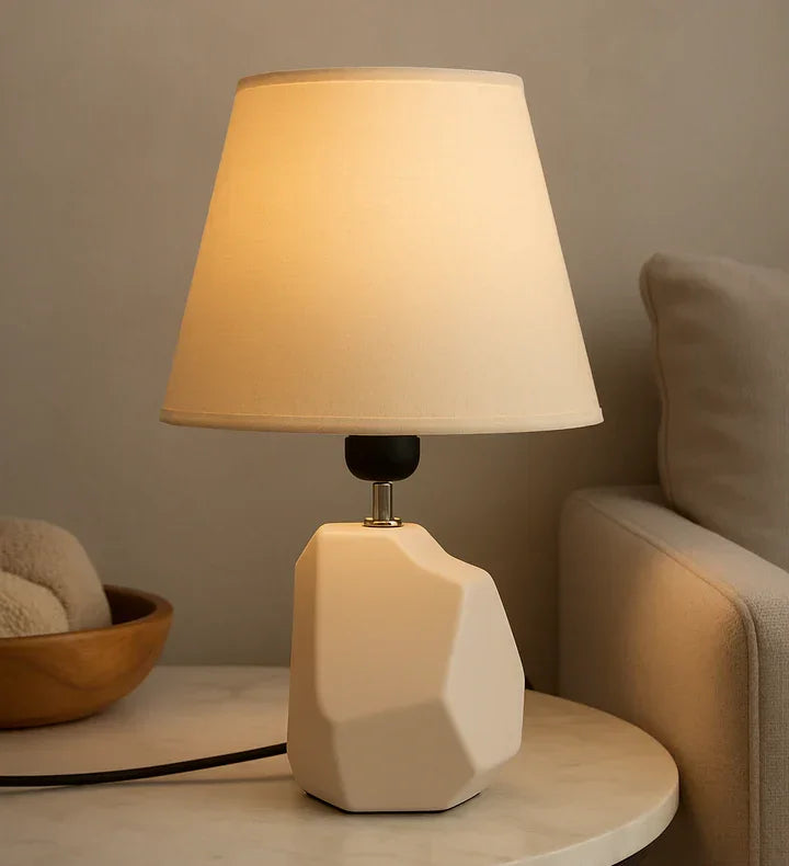 Modern Geometric Ceramic Table Lamp – Beige Finish With Shade