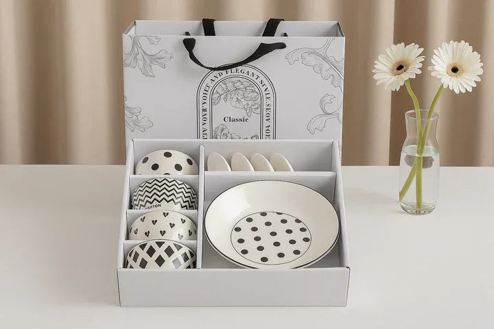 Classic Black & White Ceramic Soup Bowl Set – 4 Printed Bowls, 2 Large Serving Bowls & 4 Soup Spoons | Premium Dinnerware Gift Set for Rice, Curry, Soup & Snacks