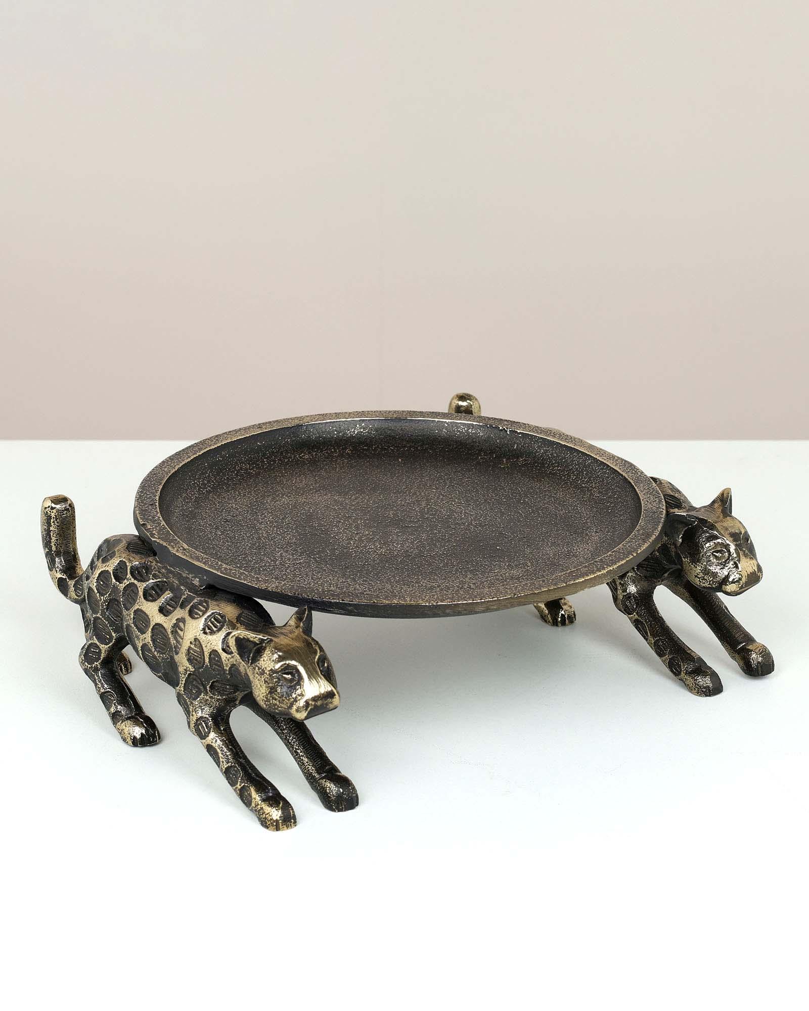 Leticia Panther Table Top Planter