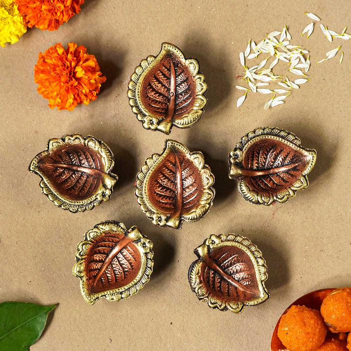 Peepal Diya Set of 10