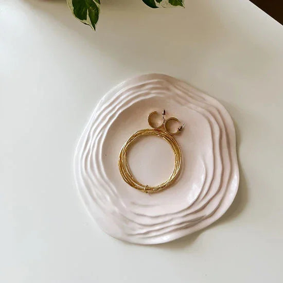 Concrete Contour Trinket