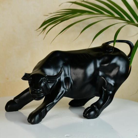 Black Bull Decor