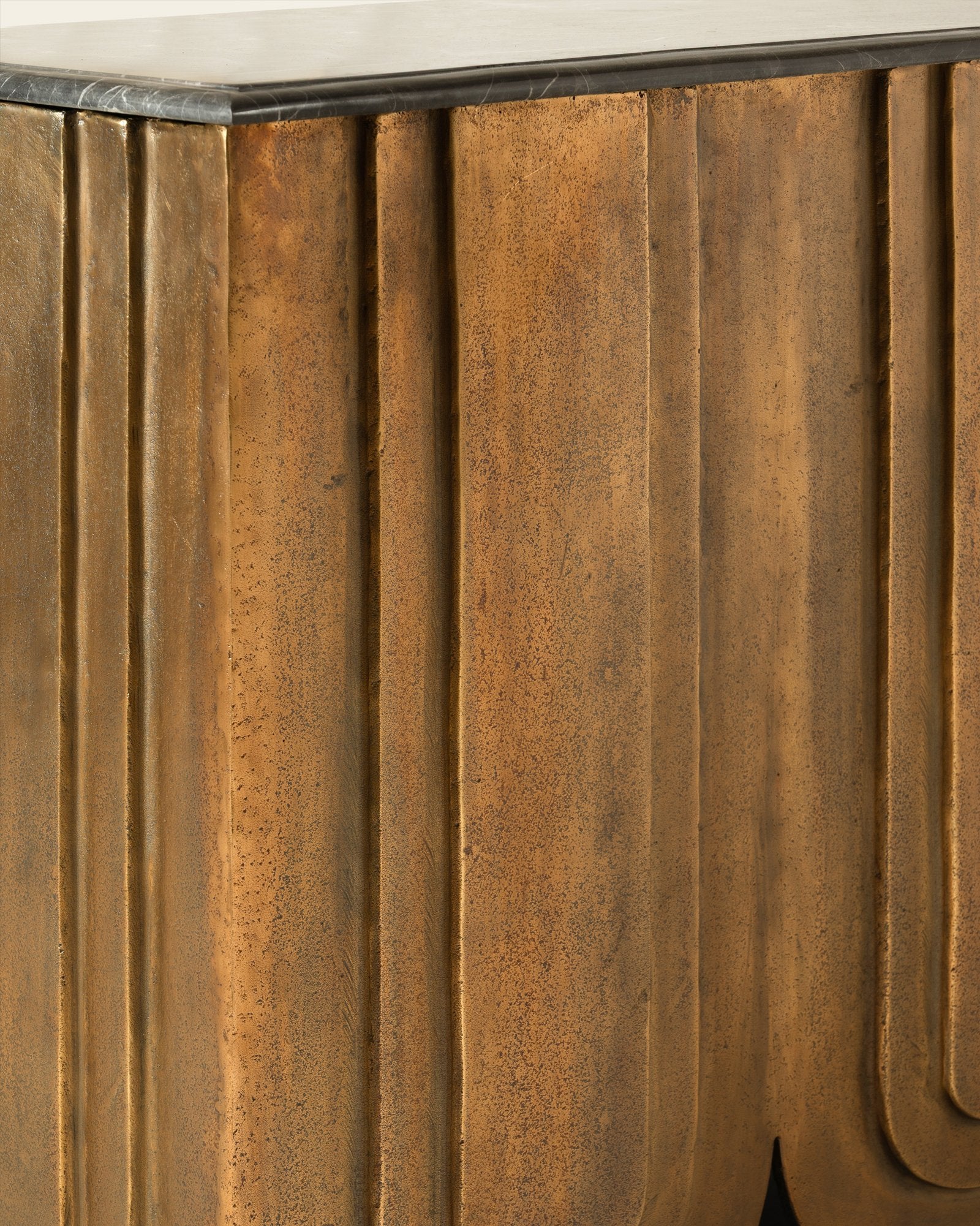 The veil console table