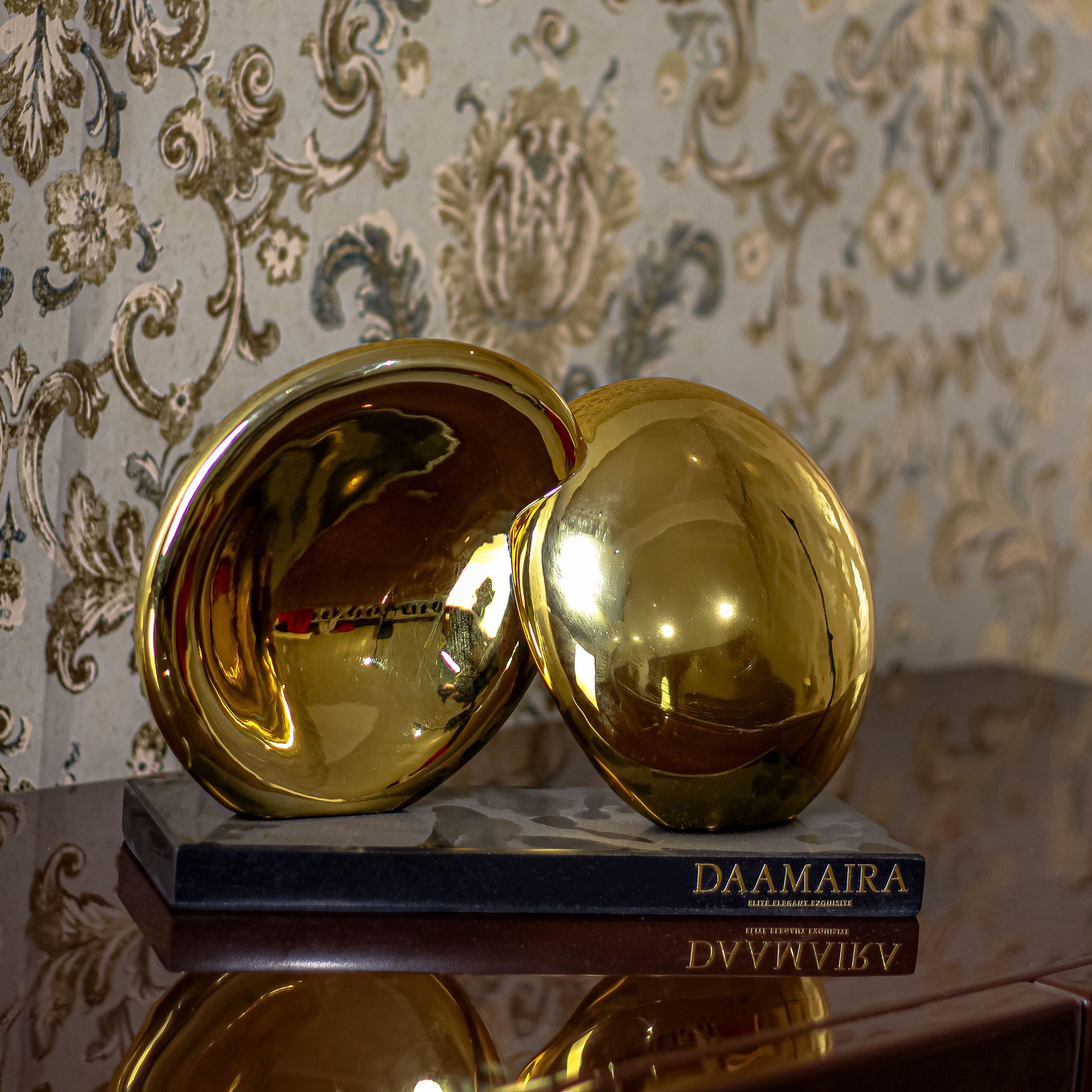 Intersecting Gold Decor Object