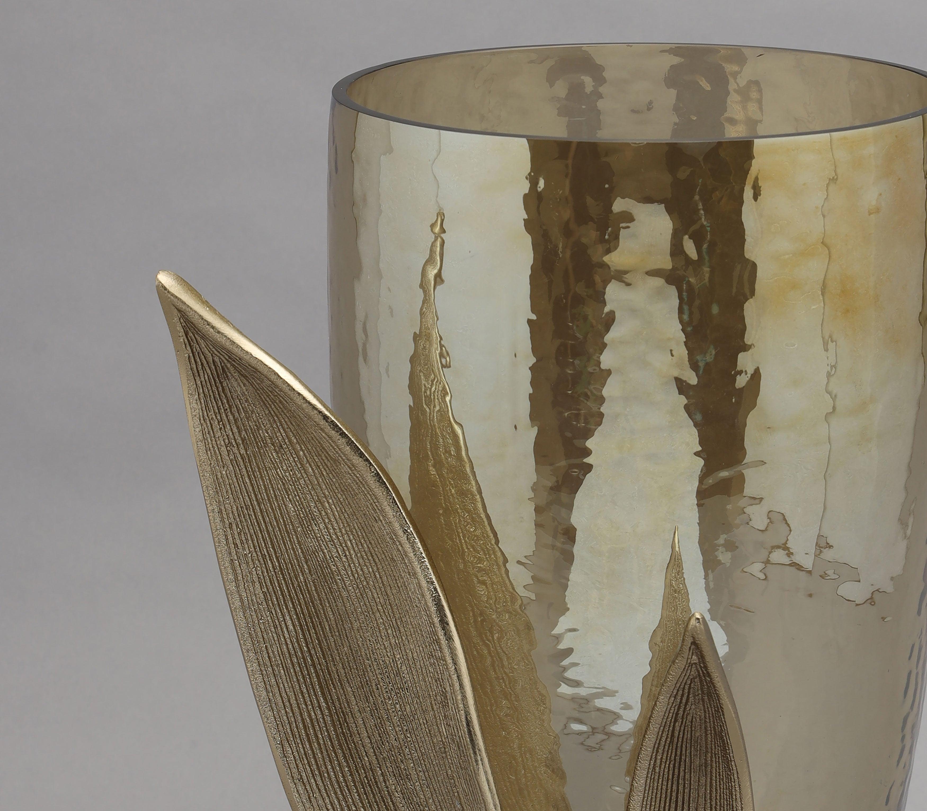 Enclosed Leaf Vase for Modern Living Room Decoration