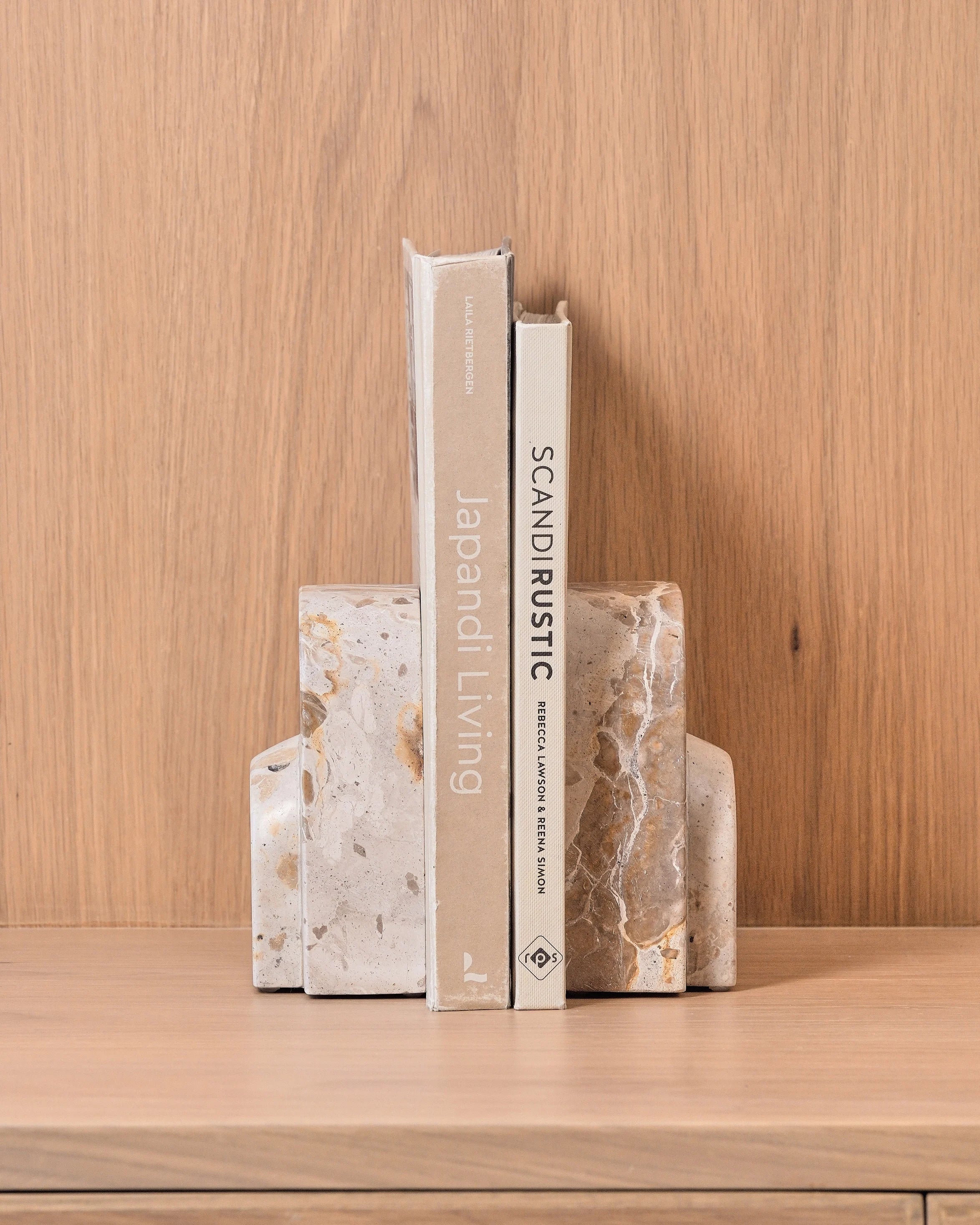 Arcadian Bookend