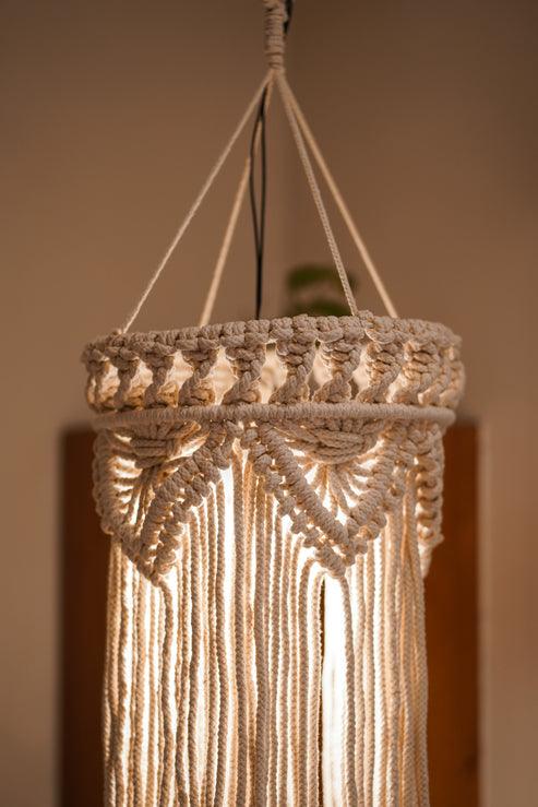 White Hibiscus – Macrame Lampshade