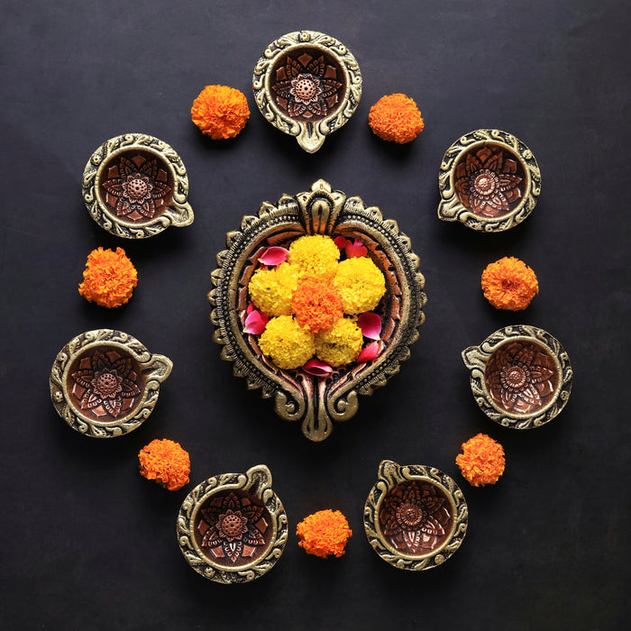 Curve Diya Set of 10