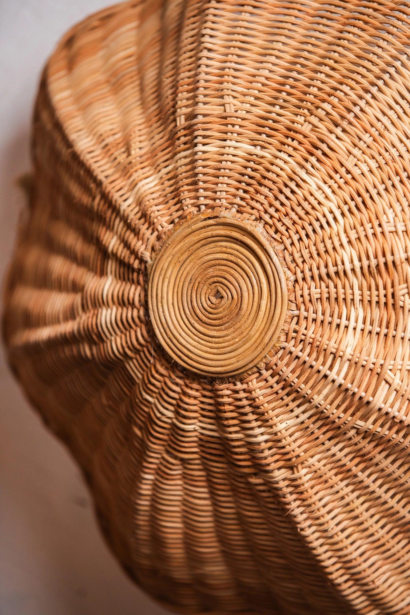 Rattan Flower Wall Light